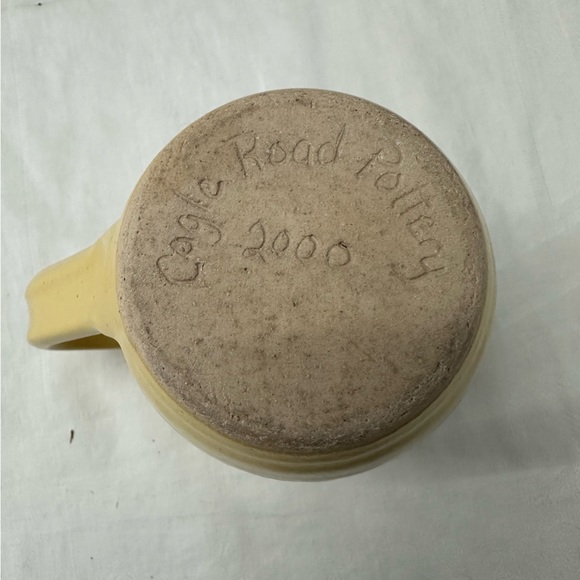 CAGLE ROAD Hand Thrown Pottery Butter Yellow Mug - Picture 3 of 3